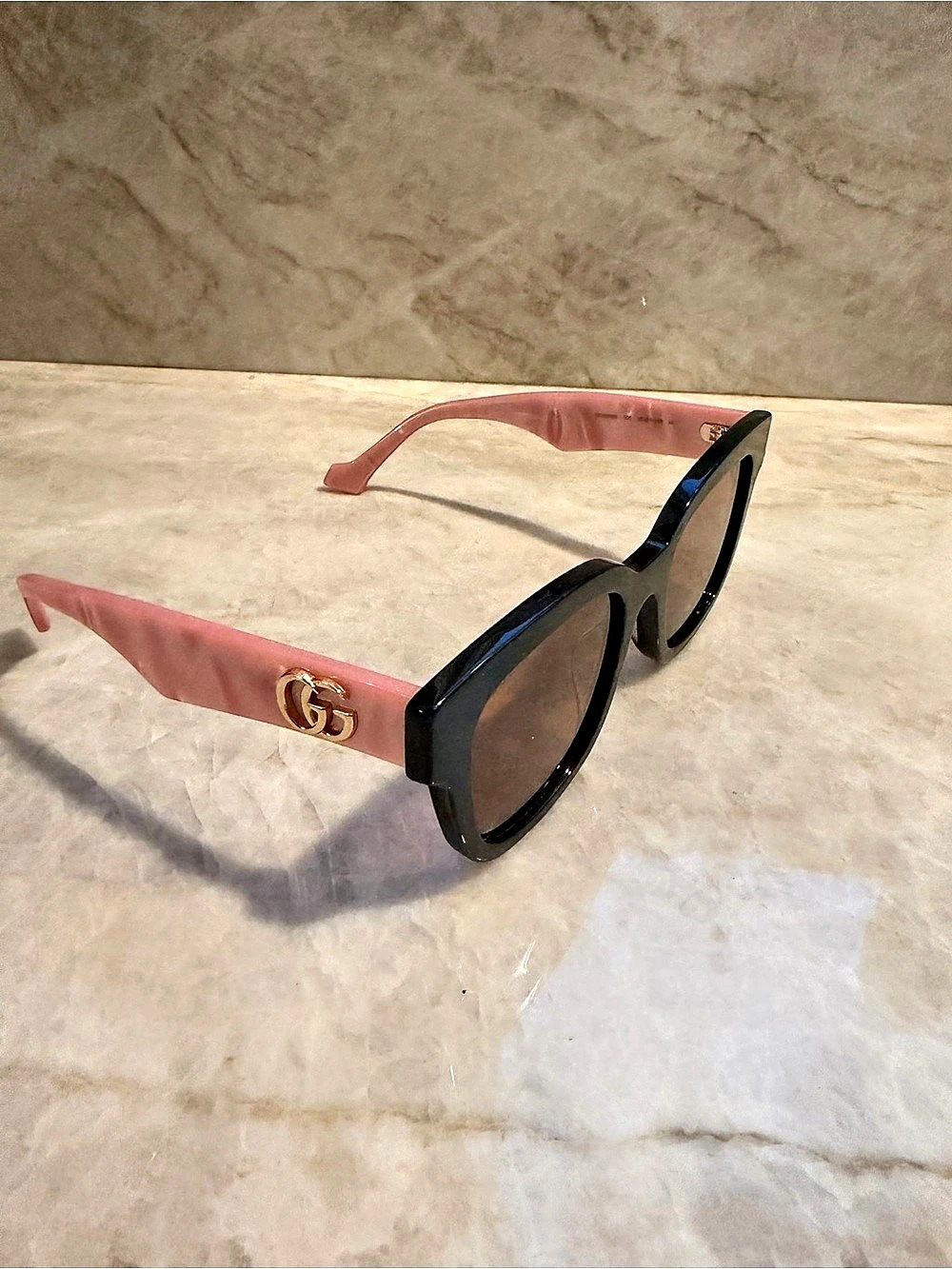 Gucci Sunglasses Black & Pink Rectangular Sunglasses